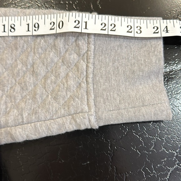 Patagonia Organic Cotton Quilted Snap T Pullover Sweater Gray | Size M Women’s - Picture 11 of 12